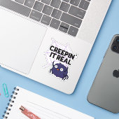 Creepin It Real Funny Halloween Spider Pun Sticker (Laptop met iPhone)