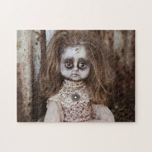 Creepy Horror Doll in Sepia Tones Legpuzzel