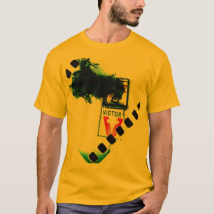 Creepy Mouse in Trap Victor Film Foto T-shirt