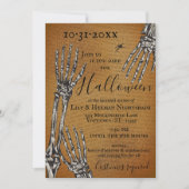 Creepy Skeleton Hands Halloween Party Invitation Kaart (Voorkant)