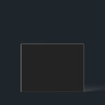 Créez votre propre carte postale personnalisée noi<br><div class="desc">Faites-le uniquement à vous avec ce modèle personnalisable noir. Ajoutez votre propre texte,  photo ou oeuvre d'art pour créer un cadeau personnalisé idéal pour les anniversaires,  les mariages,  les anniversaires ou toute occasion. Élégant,  polyvalent et intemporel en noir classique.</div>