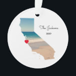 Créez votre propre photo California Beach Trip<br><div class="desc">Ajoutez votre propre photo au-dessus de la forme de la carte de l'état de Californie. Compte tenu de la forme de la Californie, si vous essayez de vous assurer que le visage d'une personne est visible, vous pouvez démasquer, déplacer et le masque votre image pour affiner le placement. Mon échantillon...</div>