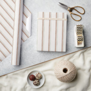 Crème Bruine Strepen Kerst Cadeaupapier