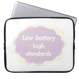 Crème en bleke lila tinten AI-kunst Laptop Sleeve