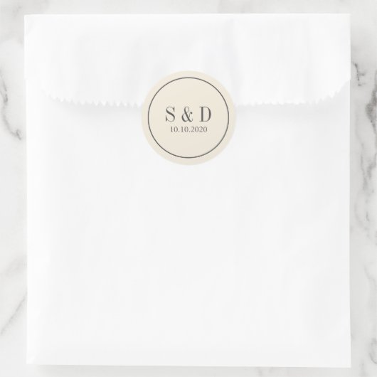 Crème en Grijs | Bruiloft Klassiek Monogram Ronde Sticker (Tas)