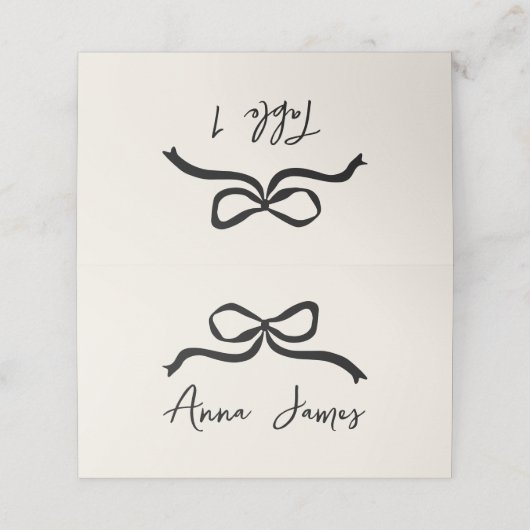 Crème en zwarte grillige hand getrokken boog (Buitenkant ongevouwen)