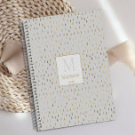 Crème Gold Raindrop Moderne Monogramme tendance<br><div class="desc">Une Crème Gold Raindrop Design moderne décorer cette couverture de planificateur et il peut être personnalisé avec votre initiale et votre nom. Revenir. Découvrez notre gamme complète de produits dans notre boutique Zazzle.</div>