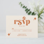 Crème rétro moderne et carte RSVP de mariage orang (Debout devant)