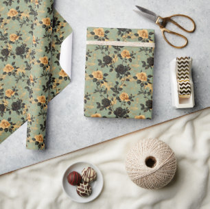  Crème & Zwarte Rozen op Sage Green Floral Cadeaupapier