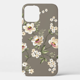 crèmebloemen met groen bladeren op br iPhone 12 hoesje