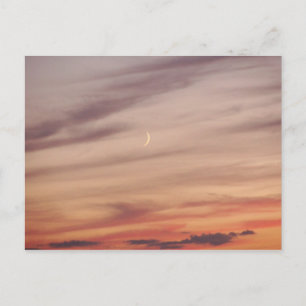 Crescent Moon in Dusk Briefkaart