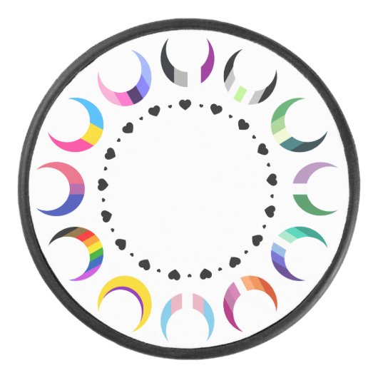Crescent Pride Moons & Black Hearts Hockey Puck (Voorkant)