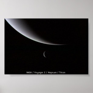 Crescenten van Neptune en Triton Poster