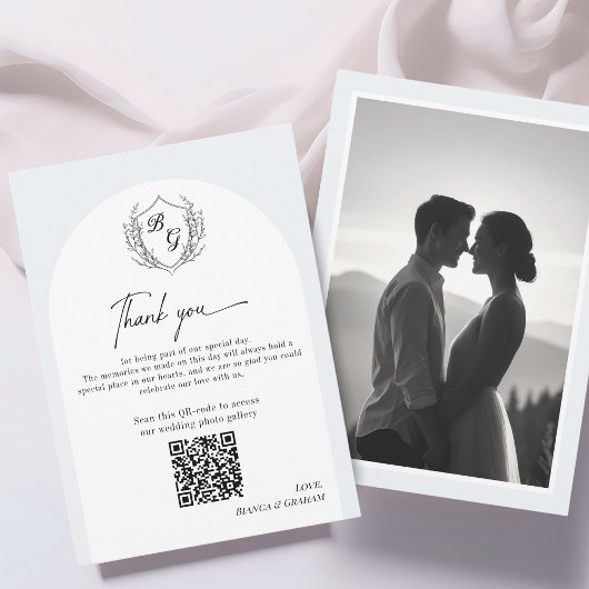 Crest Monogram wedding QR-code photo album Bedankkaart
