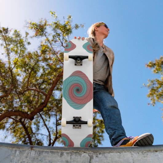 Crimson and Teal Vortex Skateboard (Buiten 1)