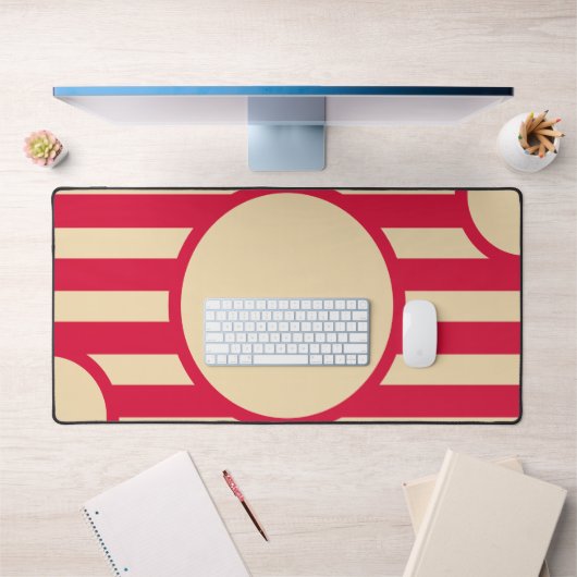 Crimson & Beige Sunburst Desk Mat – Customizable (Bureau 1)