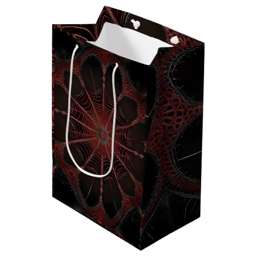 Crimson Web: Fractale dans met de Redback Spider Medium Cadeauzakje (Voorkant Gekanteld)