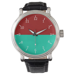 Crimson zonsondergang boven water horloge