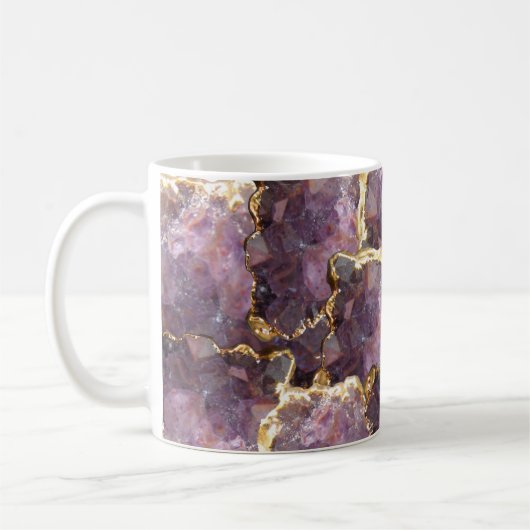 Cristal d'améthyste de Simplydone et tasse de (Gauche)