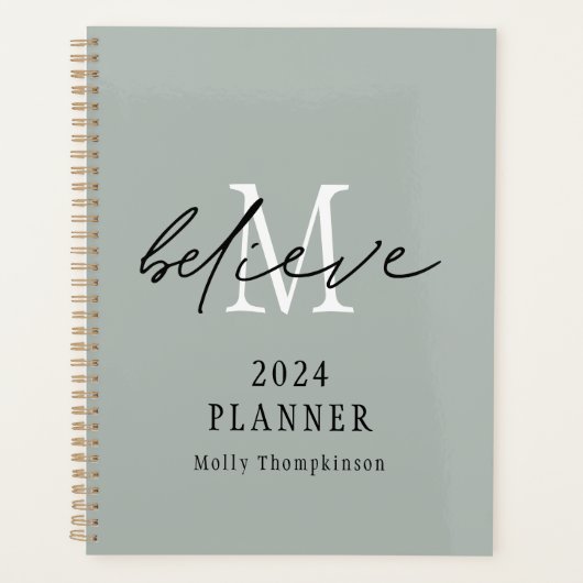 Croire Script 2024 Monogramme Nom initial Sage (Devant)
