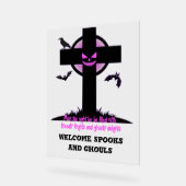 Croix effrayante de cimetière d'Halloween (Angle)