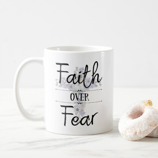 Croix florale avec citation chrétienne Mug (Avec donut)