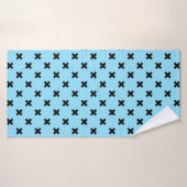 Croix noire sur le bleu bébé (Serviette de bain)