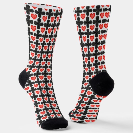 Cross Shaped Checkered Pattern with Red Hearts Sokken (Gebogen)