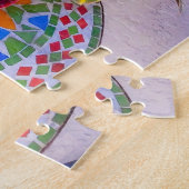 Croton en fleurs sur la table de mosaïque Puzzle (Côté)