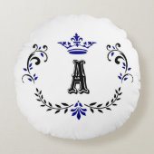 Crown Wreate A Monogram Rond Kussen (Voorkant)