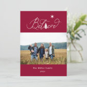 Croyez carte photo de vacances de script élégant (Debout devant)