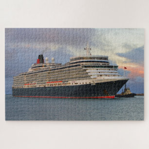 Cruise Ship Queen Elizabeth en tug vroeg in de och Legpuzzel