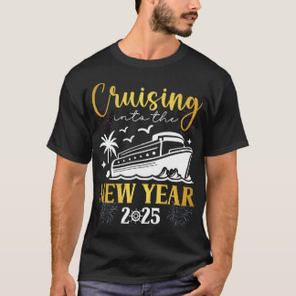 Cruisen naar het nieuwe jaar 2025 familievakantie t-shirt