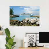 Cruiseschip bij CocoCay Poster (Thuiskantoor)