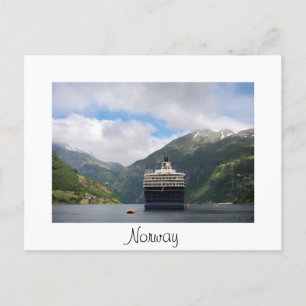 Cruiseschip in Geirangerfjord, wit briefkaart