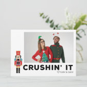 Crushin'It Nutcracker Carte de vacances photo pers (Debout devant)