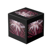 Cube en photo de feux d'artifice (Angle devant)