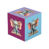 Cube Photo Bébé éléphant sage (Angle arrière)