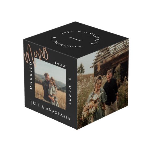 Cube Photo Minimal Moderne Mariés & Joyeux Or Script (Angle devant)