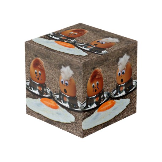 Cube Photo OEufs amusants (Angle devant)