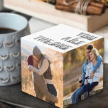 Cube Photo Personnalisé 4 photo Vous êtes l'unique photo roma<br><div class="desc">Cube photo romantique - créez votre propre cadeau photo unique pour fiançailles, Saint Valentin ou mariage par exemple. Le modèle photo est configuré pour vous permettre d'ajouter vos propres images, ce qui remplira automatiquement 4 faces du cube. Le design est écrit avec "vous êtes celui" dans l'impression surdimensionnée moderne et...</div>