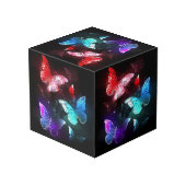 Cube Photo Trois papillons brillants sur l'arrière - plan de  (Angle arrière)