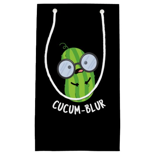 Cucum-blur Funny Veggie Cucumber Pun Dark BG Klein Cadeauzakje (Voorkant)