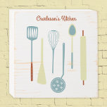 Cuisine rétro personnalisée<br><div class="desc">Des outils de cuisine rétro amusants. Modifiez le nom ou le texte à personnaliser. Art original de Nic Squirrell.</div>