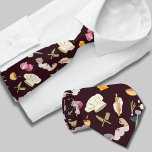 Cuisine Thème Motif Cravate<br><div class="desc">La cravate pour hommes est composée d'un motif délicieux inspiré de l'équipement du chef, ce qui en fait un cadeau réfléchi à présenter à un père ou à un grand-père qui a une passion pour la cuisine ou qui est un chef professionnel. Le design présente une variété de symboles et...</div>
