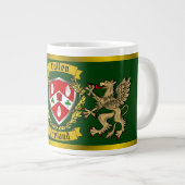 Cullen/O'Cullen Irish Shield & Griffins Extra Grote Beker (Voorkant rechts)