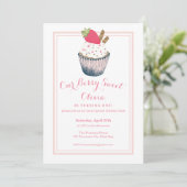 Cupcake aux fraises 1er anniversaire Invitation -  (Debout devant)