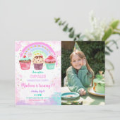 Cupcake modifiable Anniversaire Photo Invitation (Debout devant)
