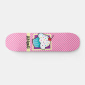 Cupcake op roze & witte strepen skateboard (Horizontaal)