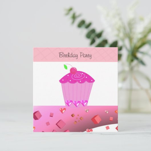 Cupcake rose Invitation d'anniversaire (Debout devant)